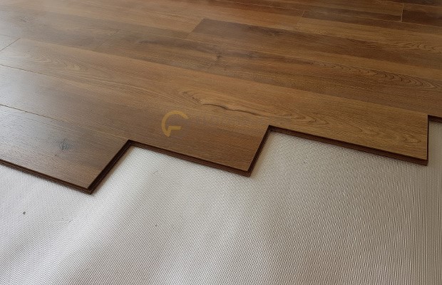 Các loại nhựa giả gỗ phổ biến trên thị trường hiện nay 2 nhựa giả gỗ