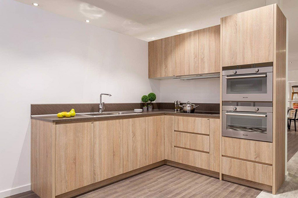 Gỗ ép công nghiệp - Giải pháp thông minh cho xây dựng và trang trí nội thất 2025 2 ung dung go cong nghiep