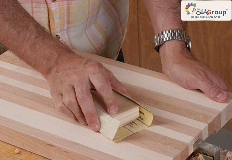 Kinh Nghiệm Sơn Gỗ Sồi (Oak): Kỹ Thuật Làm Nổi Bật Vân Gỗ và Chống Ố Vàng 3 kinh nghiệm sơn gỗ sồi