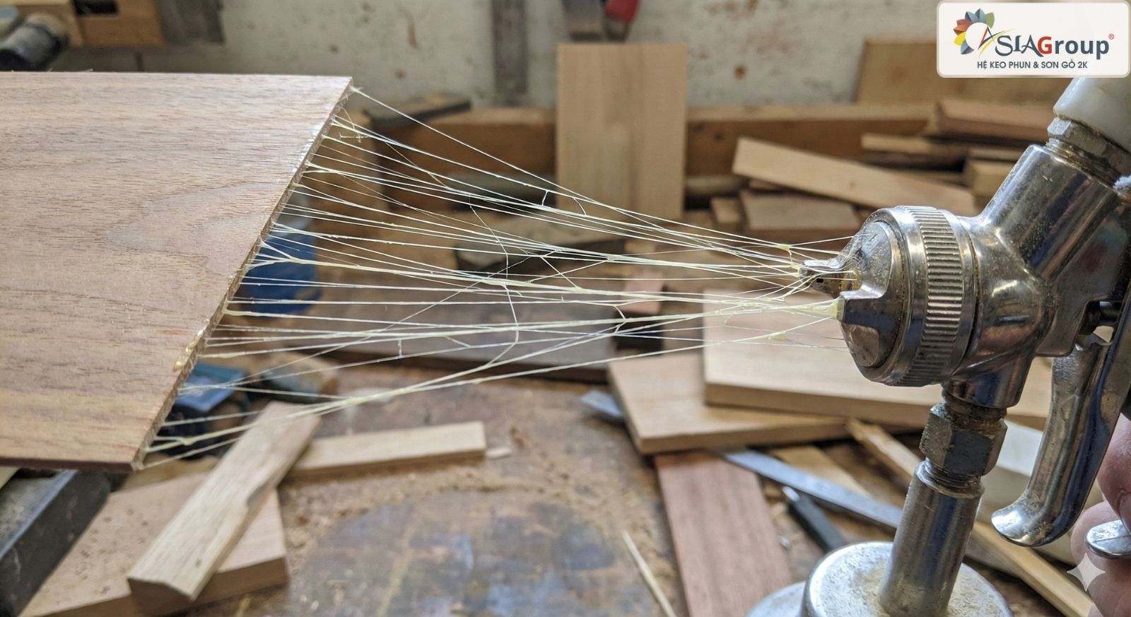 Keo Phun Dán Da: Hướng Dẫn Chọn & Sử Dụng Chuyên Dụng Cho Da Thật, Simili, PU 16 keo phun dán da, keo dán da simili, keo dán da vào nhựa